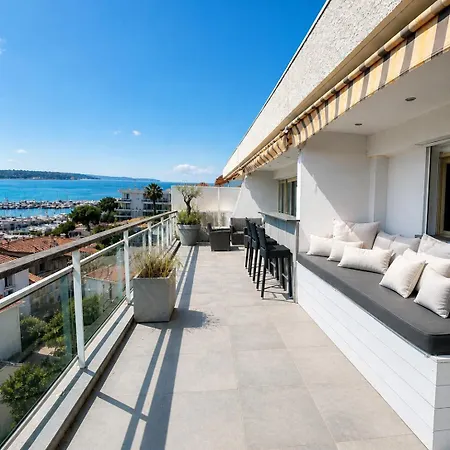 Penthouse Palm